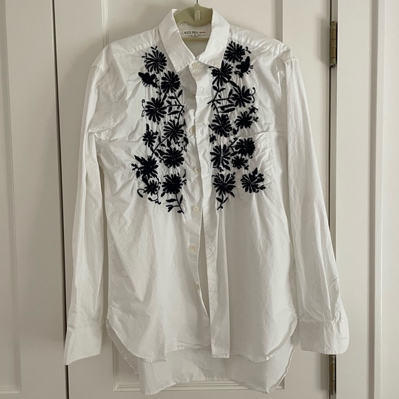 Alex Mill White and Blue Embroidered Button Down Shirt - Picture 2 of 3